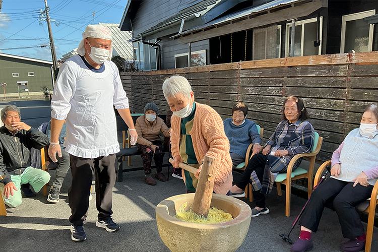 四季折々の花と野菜の栽培